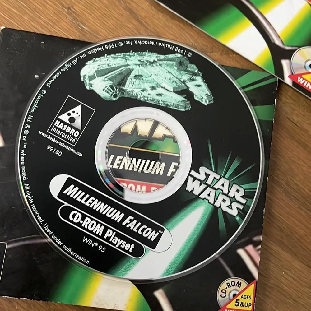 Star Wars Millennium Falcon CD ROM Playset | 1998